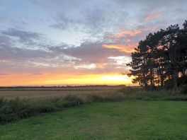 Sunset from back of field🌅, stunning!
