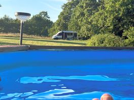 Plunge pool cool off session