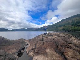 5 minute walk to thirlmere lake for walking