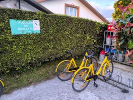 Bicis que los alojados allí pueden coger para dar paseos