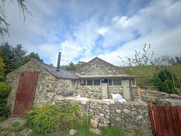 1 bedroom camping barn