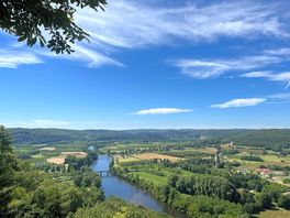 Back across the dordogne river from historic domme