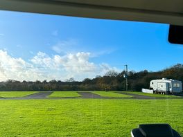 Nice quiet december stay. not many on site which was nice