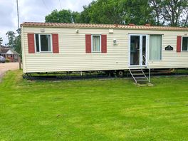 Caravan close to the inn