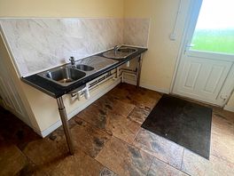 Washing up facilities