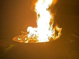 Nothing beats sitting by a fire 🔥