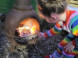 Marshmellows on the campfire