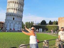 Managed to get a half decent photo ... it eas so busy with tourists