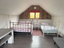 Lovely and clean spacious lodge