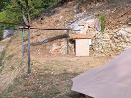 Tent spot