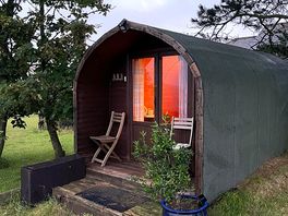 Hut