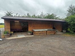 The barn. washing machine/dryer, plugs etc