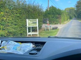 Entrance, arriving via the narrow lanes