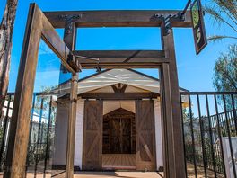 Tiki tent exterior