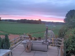 Sun setting