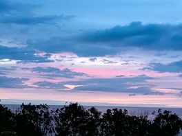 Red sky at night
