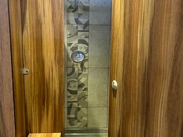 Shower cubicle
