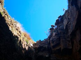 Caves by the 12 apostles.
