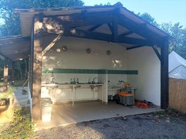 Washing area