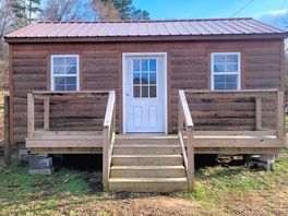 Decking outside Arrow Head Cabin