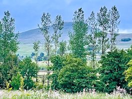 Fabulous scenery and surroundings.