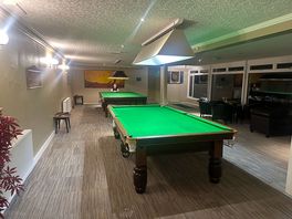 Snooker room for the win