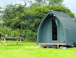 Camp pod