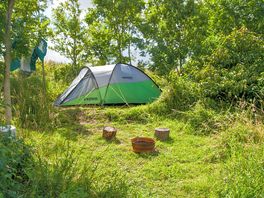 Tent in pitch 2
