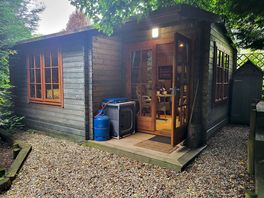 This is the tree top cabin do have larger cabins too