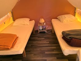 Intérieur de la tente