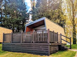 Retreat cabin