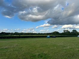 The views & the fresh air! absolutely idyllic