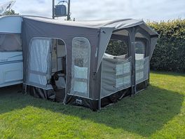 Our new awning 😁😁