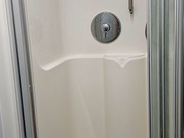 Shower block near the tennis courts.