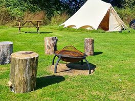 The bell tent for hire