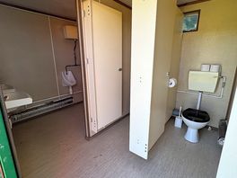 Mens toilets