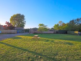 Idyllic setting for peace and quiet
