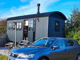What can be better than parking next to your cabin.