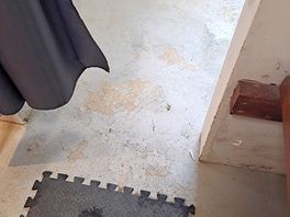 Dirty floors all over