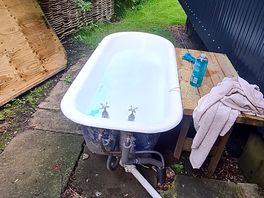 Out side bath