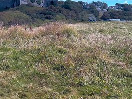 10mins walk to the beach and passing the manobier castle.