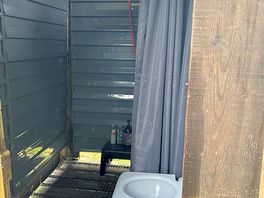 Shower shack