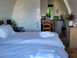 Ensuite pod