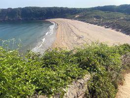 Beautiful beaches nearby!