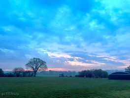 Sunrise towards the tea hut