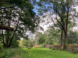 Beautiful grassy area next to the river. Ideal for pennine way walkers.