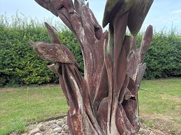 The bird sculpture