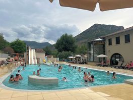 Pool and bar to right of photo