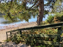 Steps down to the beach