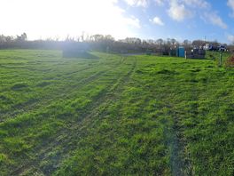 A simple view of touring pitches on winter.